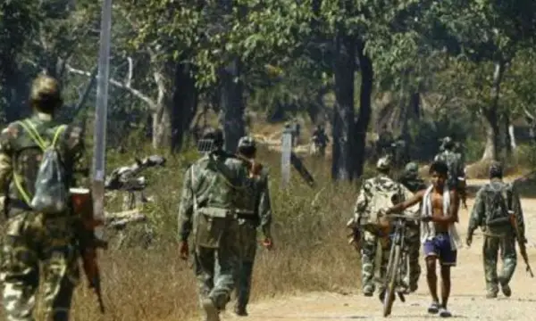 Chhattisgarh: 28 naxals killed in encounter with police along Dantewada border