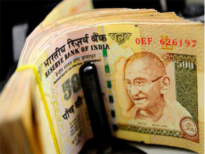 Rupee closes at 11-week low of 67.45 against US dollar
