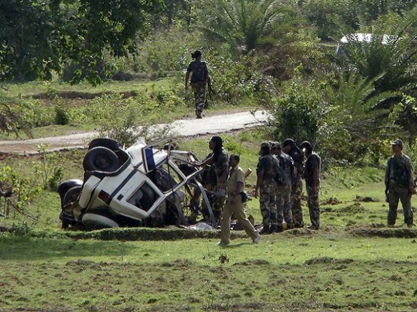 13 Naxals killed in encounter with police in Maharashtra's Gadchiroli