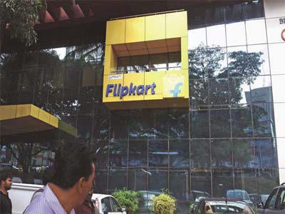 Flipkart may set up offline stores