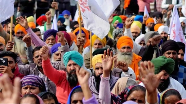 Farmers on hunger strike today, urge citizens to skip one meal on Kisan Diwas