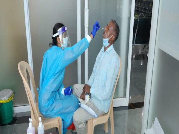 India records 5,326 Covid cases in 24 hrs; Omicron tally reaches 200