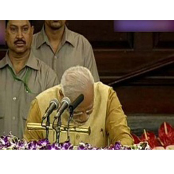 Tears well up as Modi turns emotional