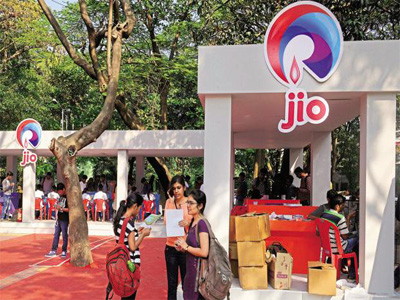 Reliance Jio entry rains cheaper options for prepaid users