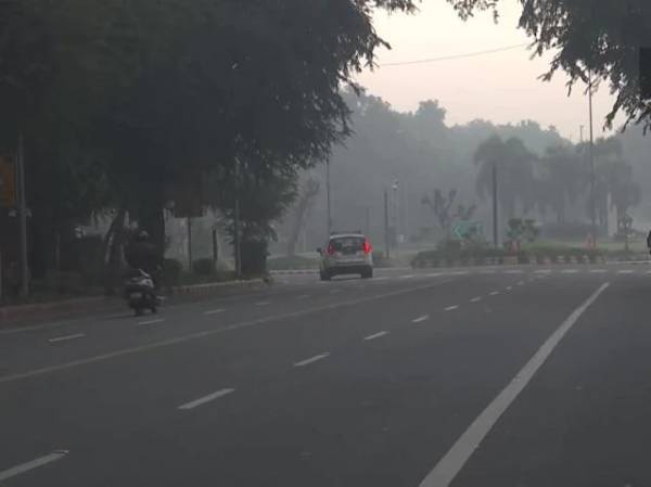 New Delhi world's most polluted capital city for 2nd consecutive year