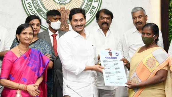 Andhra Pradesh: Poor families of accident victims will now get Rs 10,000 aid under YSR BIMA scheme