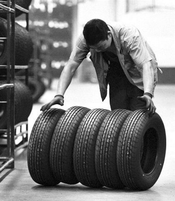 JK Tyre gains 9% on strong operational performance in September quarter