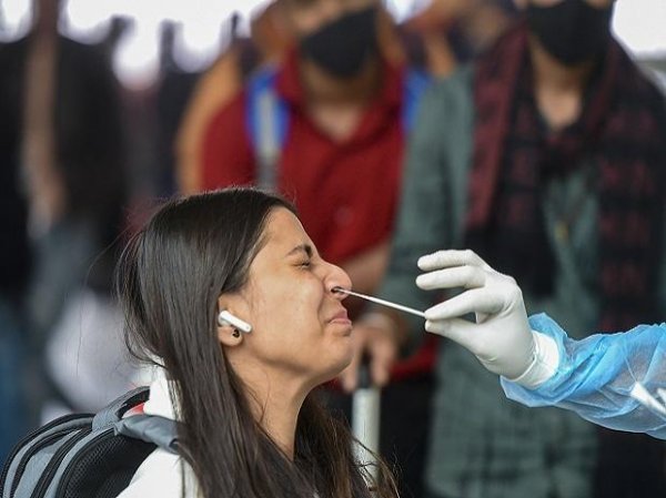 India records 6,317 Covid cases in 24 hours; Omicron tally reaches 213