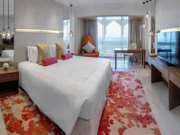 Indian Hotels gains 3% as board approves Rs 2,000-crore QIP