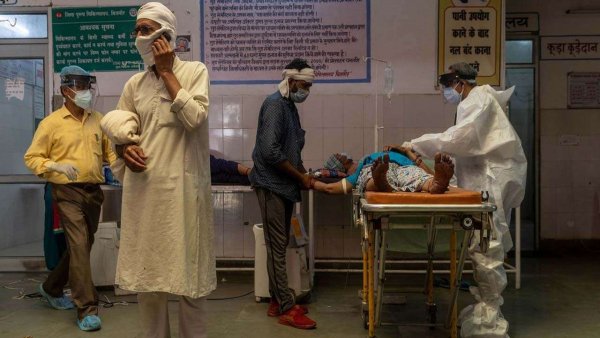 COVID-19: Third wave peak expected around September-October, 2-5 lakh cases per day, finds IIT Kanpur study