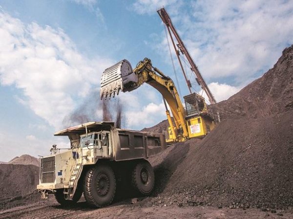 Coal India hits 52-week high; stock rallies 27% in one month