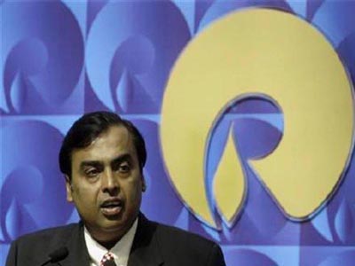 RIL just Rs 6,000 crore shy of hitting Rs 6 lakh crore in market cap