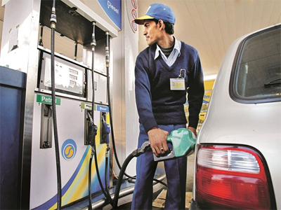 Minimum wages for petrol pump employees stayed; oil firms suffer setback