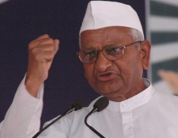 Anna Hazare to sit on protest against Land acquisition Ordinance today