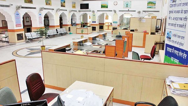 Bank Holidays alert! Banks to remain closed for 7 days between March 27-April 4, here's why