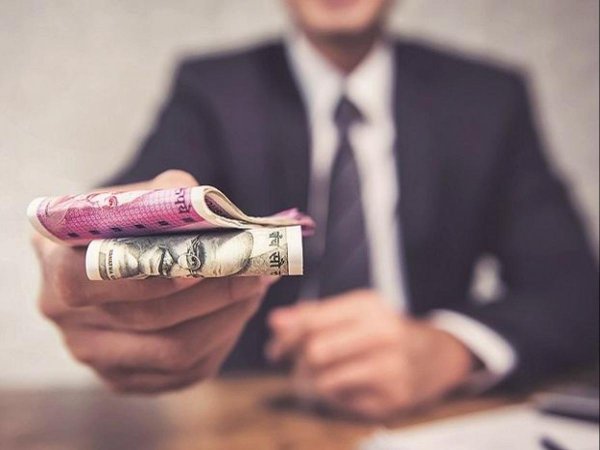 ED slaps Rs 80-cr fine on Magma HDI, Sanjay Chamria, Mayank Poddar