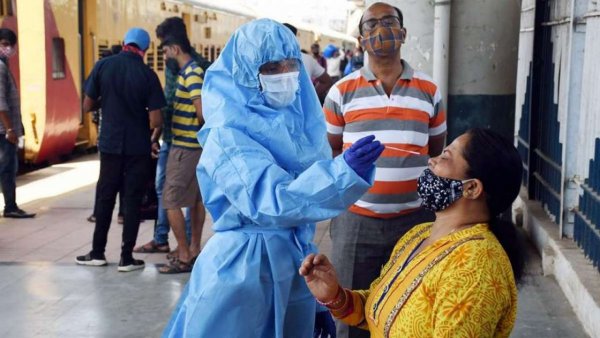 Third Covid-19 wave in India to peak in February: IIT-K researchers