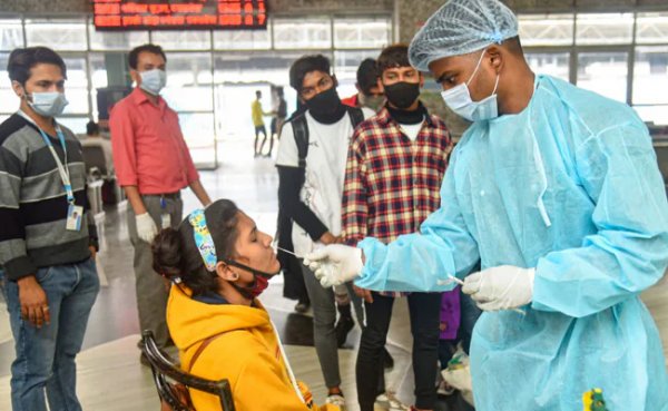 India records 255,874 fresh Covid-19 infections, 614 deaths