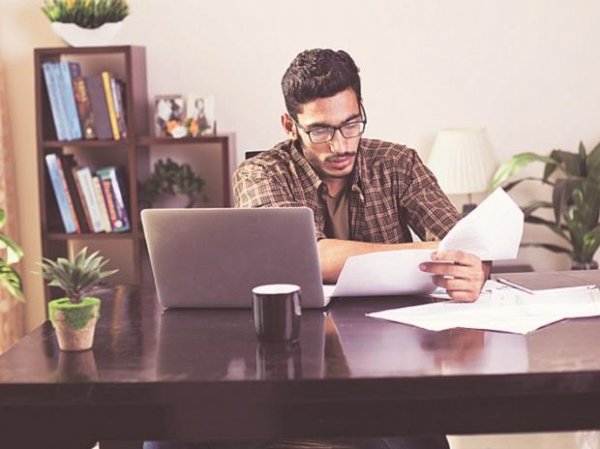 Karnataka urges Bengaluru IT companies to extend work from home till Dec