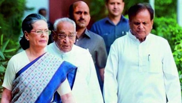 Sonia Gandhi expresses condolences on 'irreplaceable comrade, faithful collegaue and friend' Ahmed Patel's death