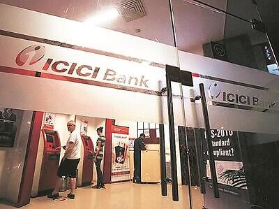 ICICI Bank extends gains, stock surges 5% in four days