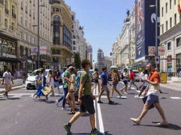 Global Covid caseload rises to 432.8 million, fatalities reach 5.93 million