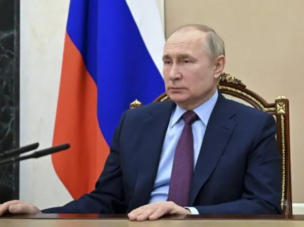 US slaps individual sanctions on Putin, Russian Foreign Minister Lavrov