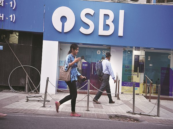 Second Covid-19 wave may last 100 days, peak in April-end: SBI report