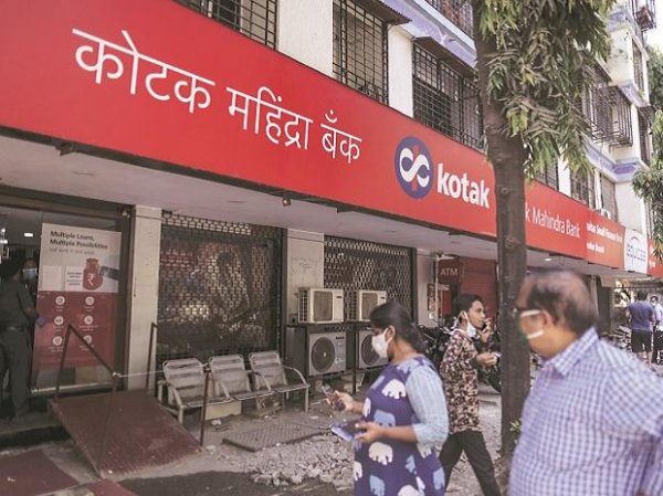 Kotak Mahindra Bank explores acquisition of IndusInd Bank