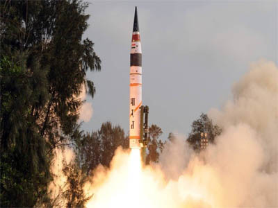 Agni 5: India successfully tests its over 5000-km nuclear capable ballistic missile that can hit China!