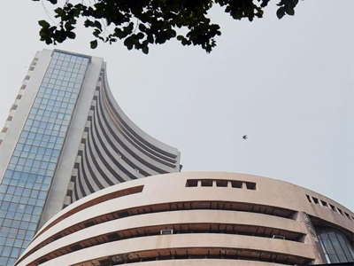 Sensex plunges over 300 points in early trade