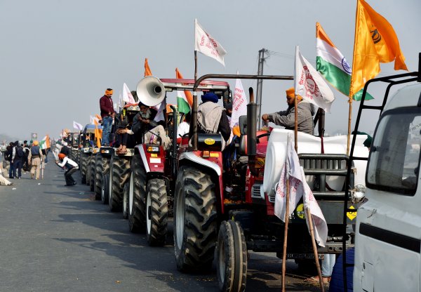 Tractor parade violence: 22 FIRs registered against farmers by Delhi Police
