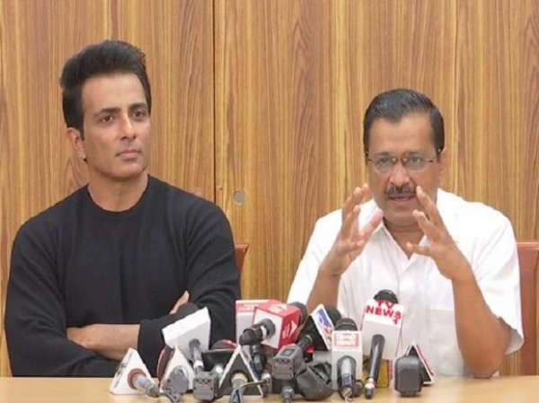 Kejriwal announces Sonu Sood as brand ambassador for 'Desh ke Mentors'