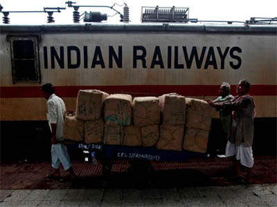 Railways asks West Bengal govt to take charge of all ongoing and new projects
