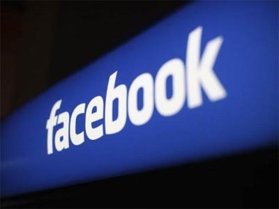 Facebook eases bans on cryptocurrency advertisements