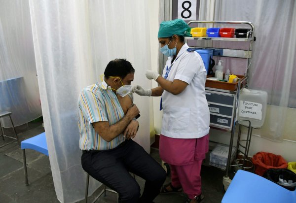 Covid-19: India records 11,666 new cases, detah toll jumps to 1,53,847