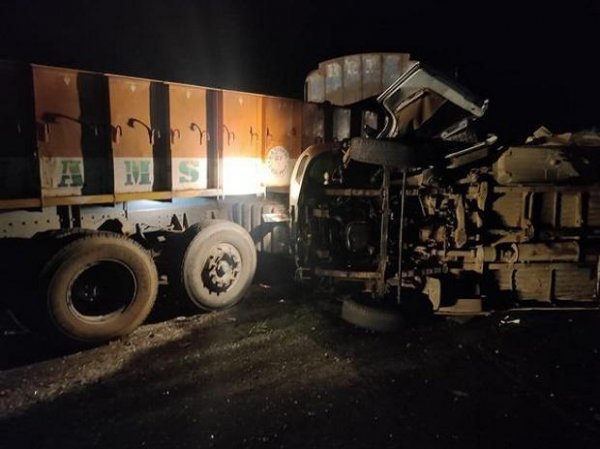 18 killed in Uttar Pradesh as truck rams into stationary double-decker bus