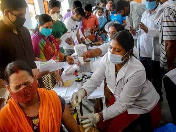 India records 43,645 fresh Covid-19 cases, 640 more deaths: Health ministry