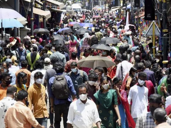 Risk persists even though cases starting to plateau in parts of India: WHO