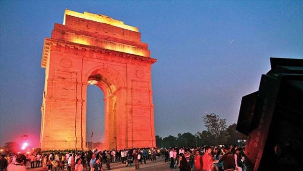 Big blow to CM Kejriwal as President Ram Nath Kovind gives assent to Centre's Delhi Bill