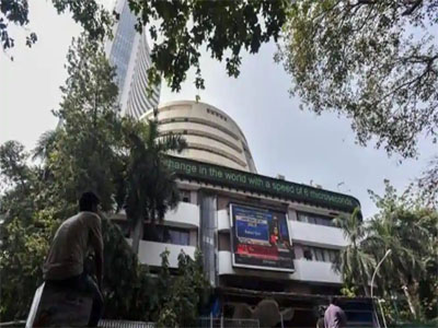 Sensex extends fall for 2nd straight day