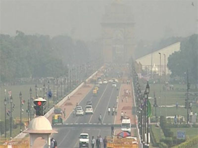 Delhi air quality 'very poor' on Monday morning as AQI touches 369-mark