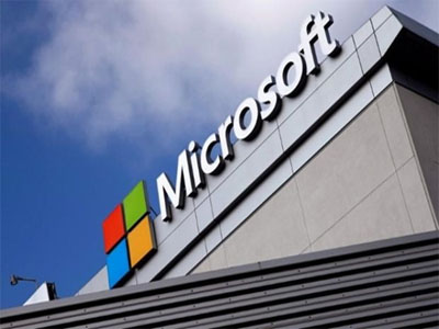 Microsoft topples Apple, becomes world’s most valuable company