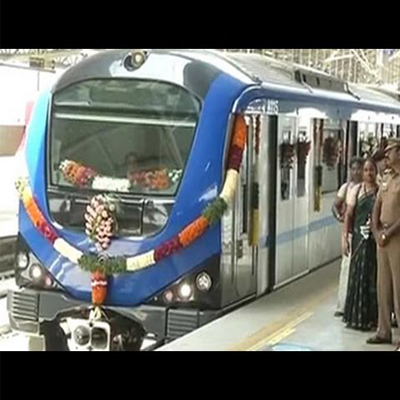 Jayalalithaa launches Chennai Metro Rail, Chennaiites flock to enjoy first day first ride