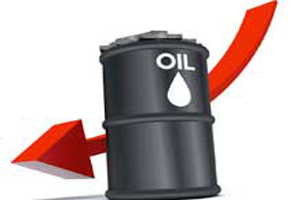 Oil prices fall on oversupply concerns, weak dollar