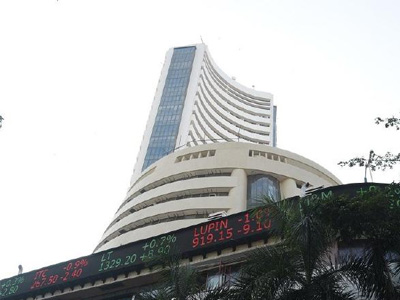 Sensex drops over 250 points ahead of F&O expiry