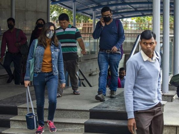 India reports 44,111 new Covid-19 cases, 738 deaths in last 24 hours