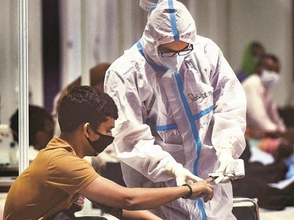 India's Covid-19 death toll nears 100,000 eight months after first case