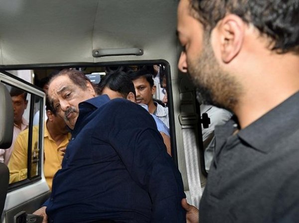 PMC Bank fraud case: SC refuses to entertain bail plea of Rakesh Wadhawan