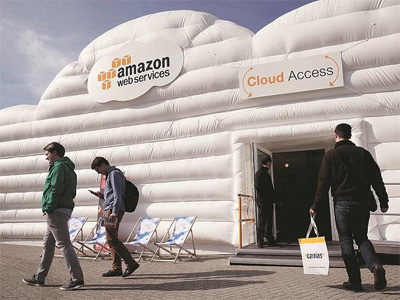Amazon threatened to fire climate activists, says employee group